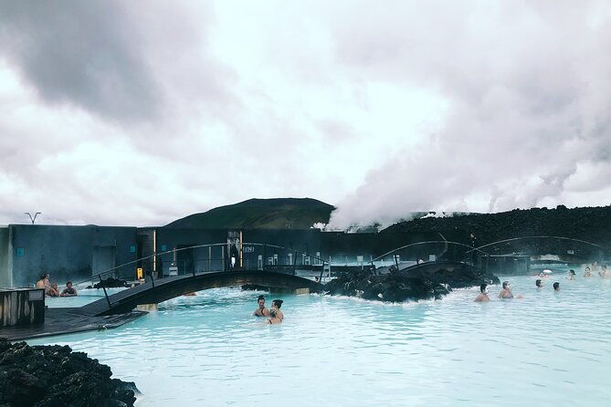 private-reykjavik-blue-lagoon-roundtrip-with-2-hours-waiting-at-blue-lagoon
