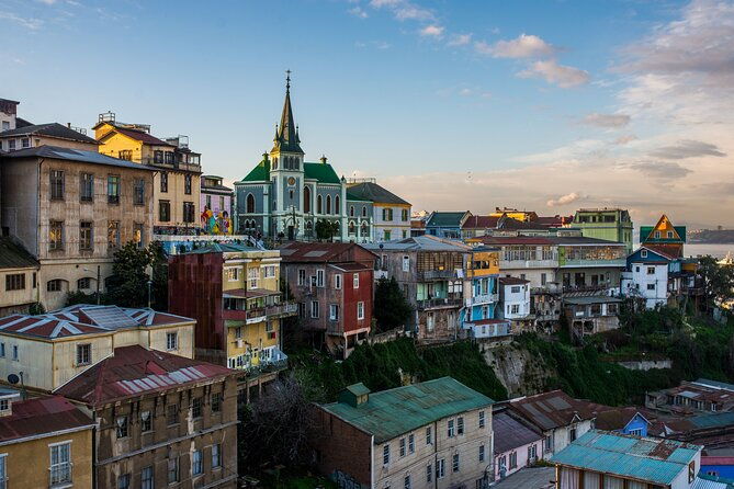 private-sightseeing-city-tour-in-valparaiso-and-vina-del-mar