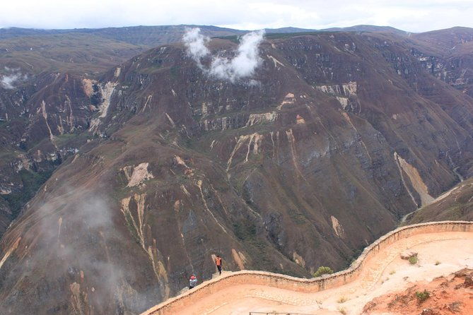 private-tour-chachapoyas-city-sonche-canyon-huancas-handcrafted-pottery