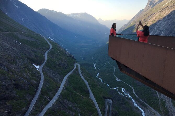 private-tour-from-andalsnes-to-troll-wall-and-troll-road