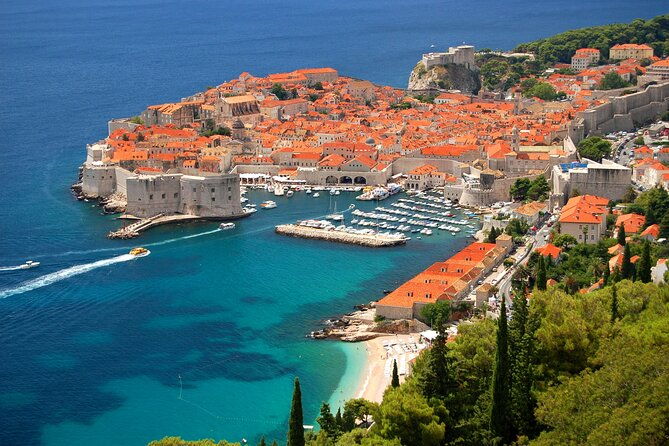 private-tour-from-montenegro-dubrovnik-pearl-of-the-adriatic