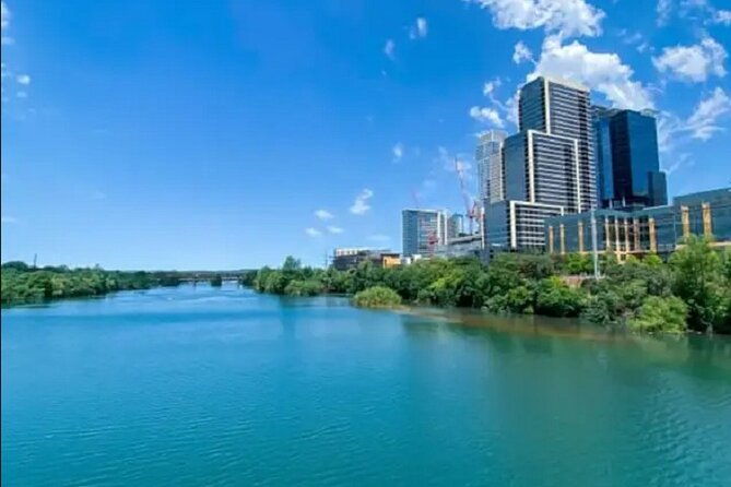private-tour-of-austin-with-state-capitol-and-cruise