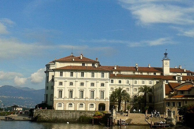 private-tour-on-isola-bella-with-a-tour-guide-and-sunset-cruise