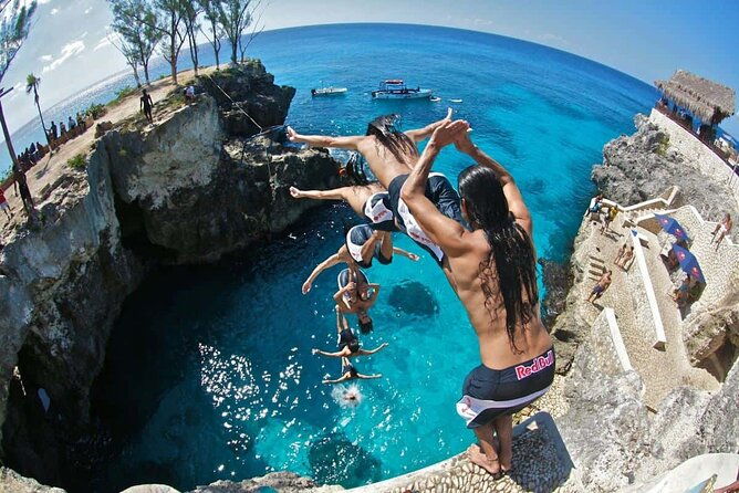 private-tour-to-7-mile-beach-ricks-cafe-with-atv-from-montego-bay