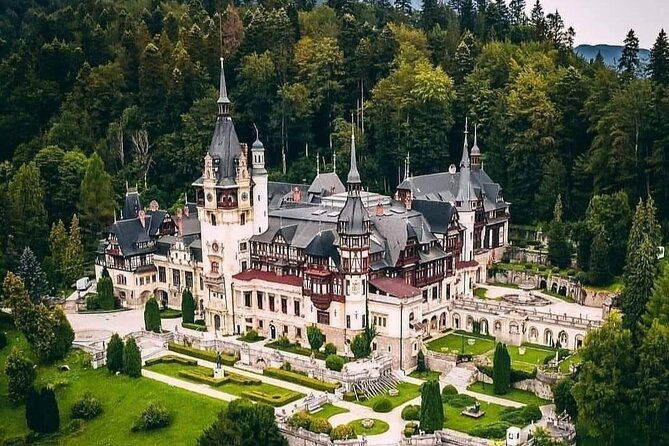 private-tour-to-peles-castle-pelisor-and-sinaia-monastery