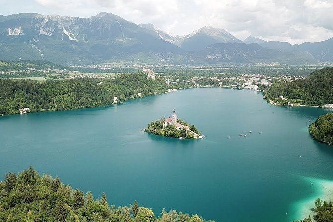 private-transfer-from-bled-to-ljubljana-airport-lju