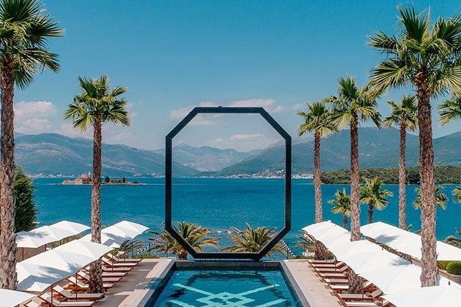 private-transfer-from-tivat-airport-to-nikki-or-obala-djurasevica