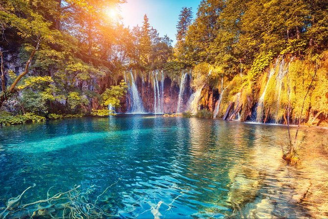 private-transfer-tour-from-zagreb-airport-to-split-via-plitvice-lakes