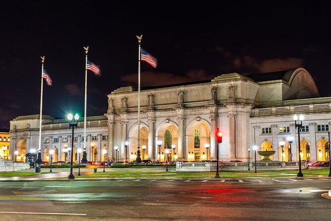 private-walking-tour-of-washington-dc-neighborhoods