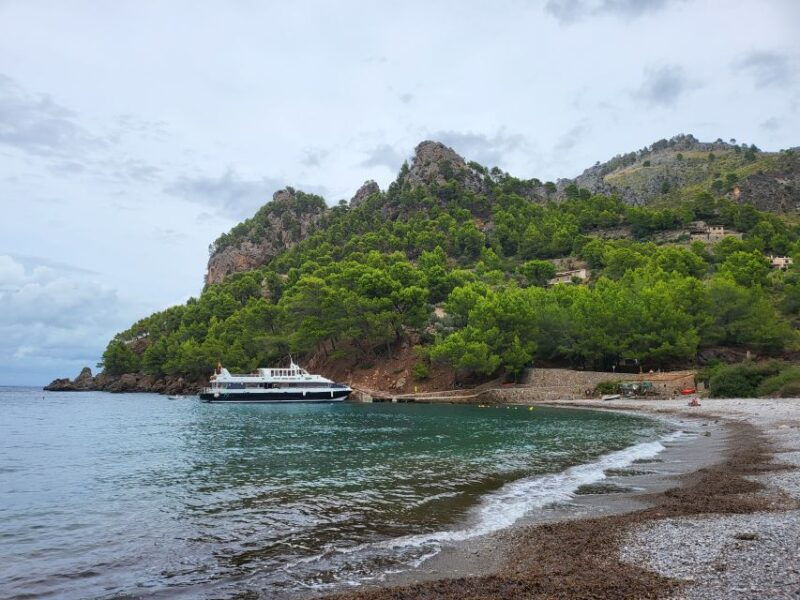 puerto-de-soller-cala-tuent-return-boat-trip