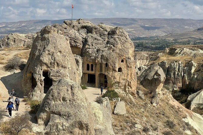 red-tour-of-cappadocia