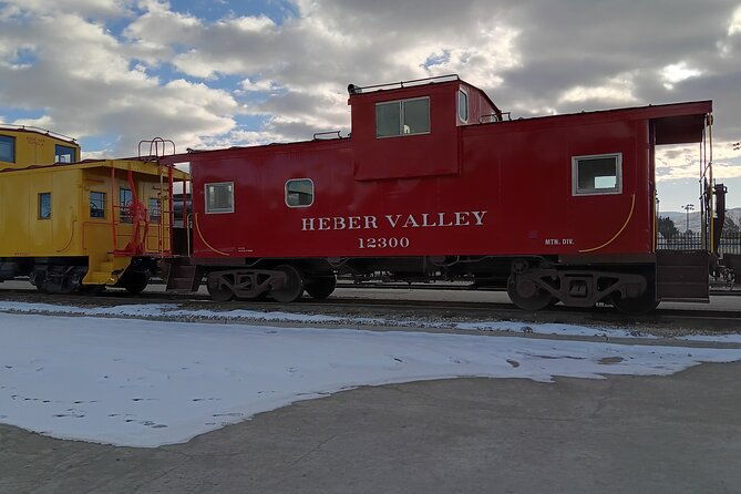 ride-the-heber-valley-steam-train-and-see-deer-creek-reservoir