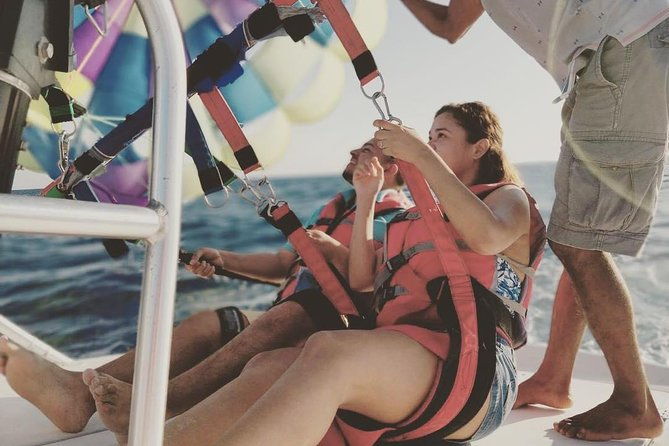 roatan-parasailing-tour