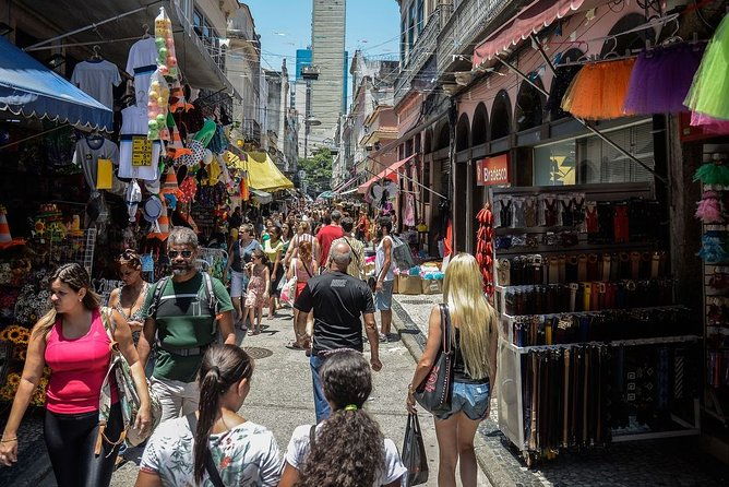 saara-flea-market-shopping-guided-tour-with-transfer