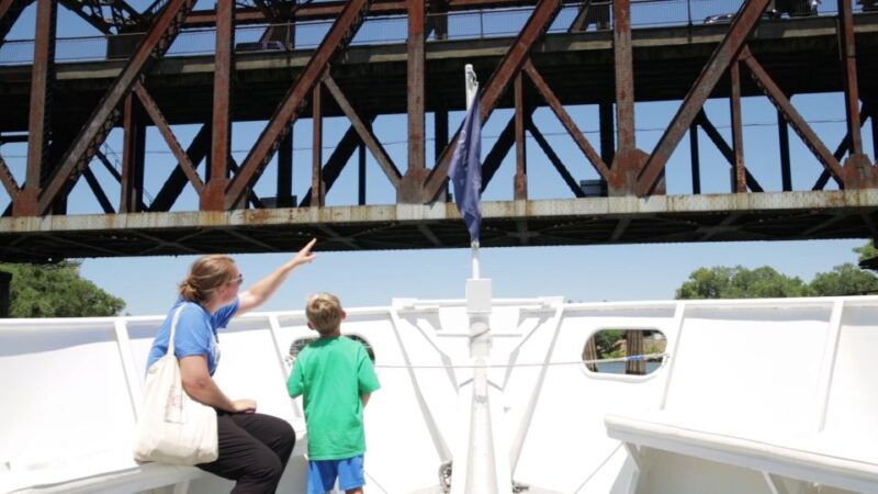sacramento-sights-and-sips-cruise