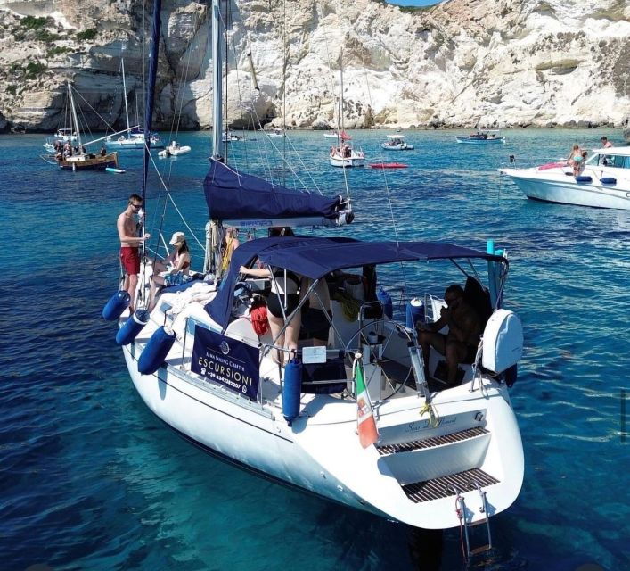 sailing-excursion-swimming-stops-snorkeling-and-prosecco