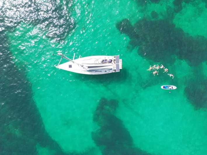 sailing-tour-explore-bahia-de-palma-with-tapas-drinks