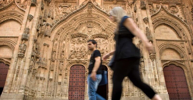 salamanca-sightseeing-walking-tour-with-local-guide-spanish