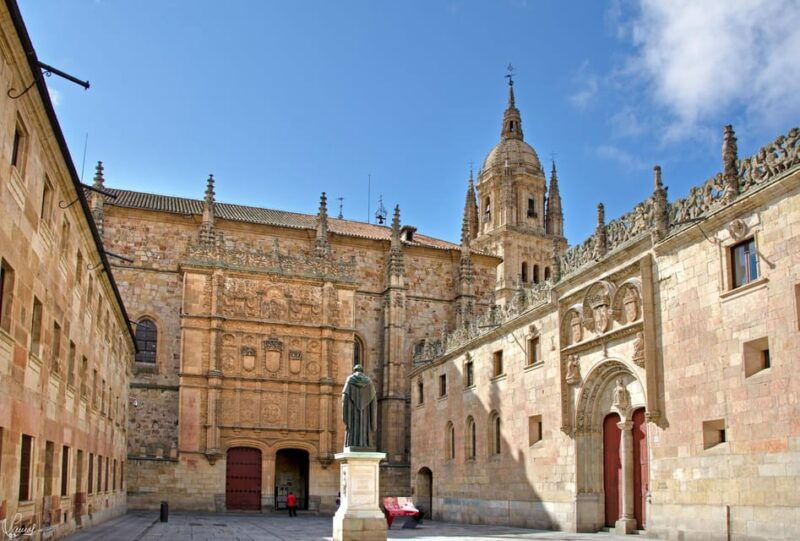 salamanca-university-and-colleges-walking-tour-private