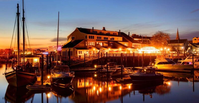 salem-requiem-for-salem-walking-ghost-tour