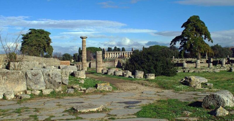 salerno-guided-visit-at-paestum-ruins-and-museum