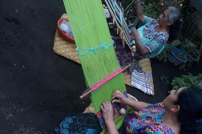san-antonio-aguascalientes-weaving-tour-from-antigua