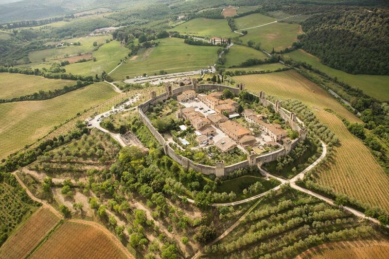san-gimignano-helicopter-wine-tour-in-chianti-region