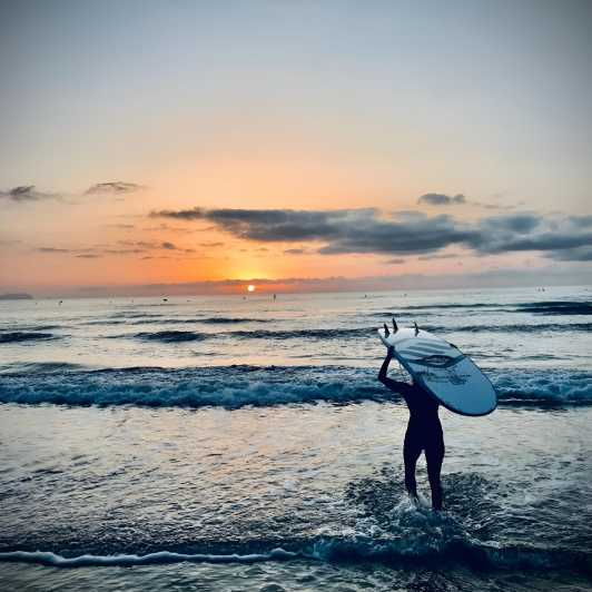san-juan-beach-2-hour-table-surf-rental-snack-and-drink