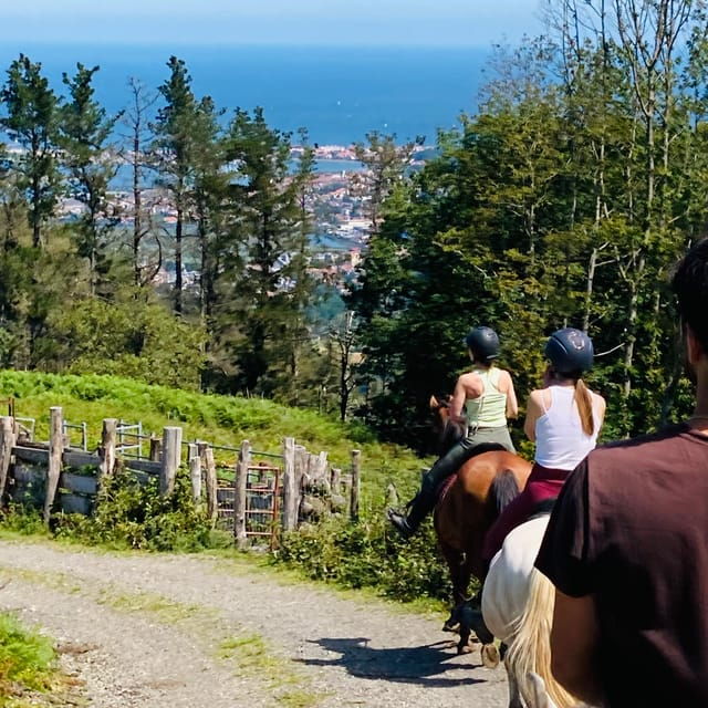 san-sebastian-horseback-riding-traditional-delights