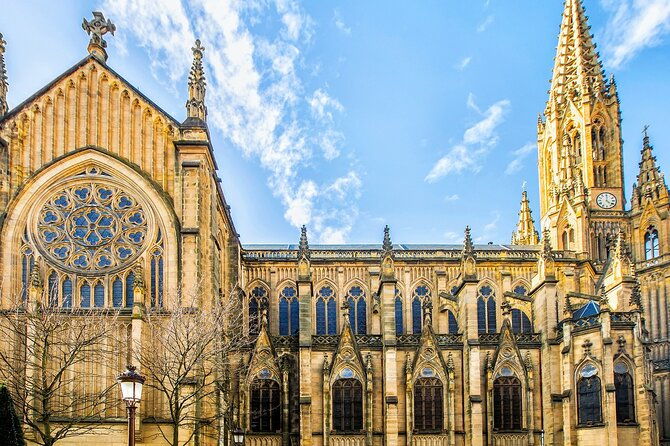 san-sebastian-scavenger-hunt-and-highlights-self-guided-tour