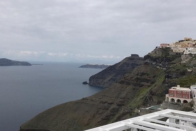 santorini-walking-tour-of-fira
