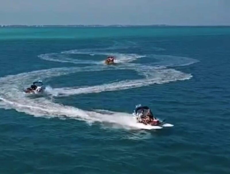 sarasota-island-adventures-catamaran-speedboat-tour