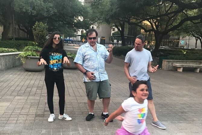scavenger-hunt-adventure-in-lexington-by-zombie-scavengers
