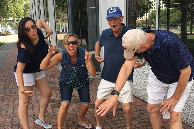 scavenger-hunt-in-buffalo-by-wacky-walks