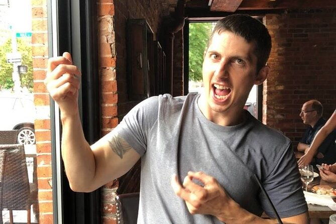 scavenger-hunt-in-green-bay-by-wacky-walks
