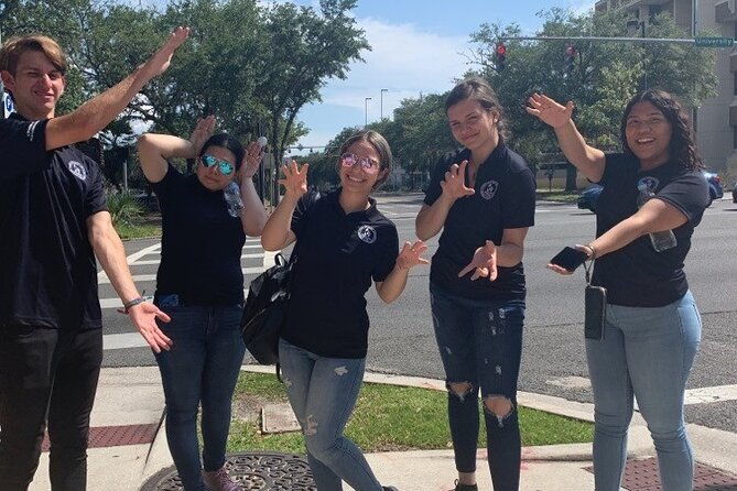 scavenger-hunt-in-greensboro-by-wacky-walks