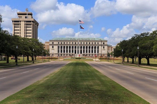 scavenger-hunt-playin-with-the-aggies-in-college-station