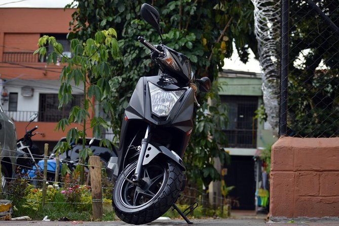 scooter-125cc-motorcycle-rental-in-medellin