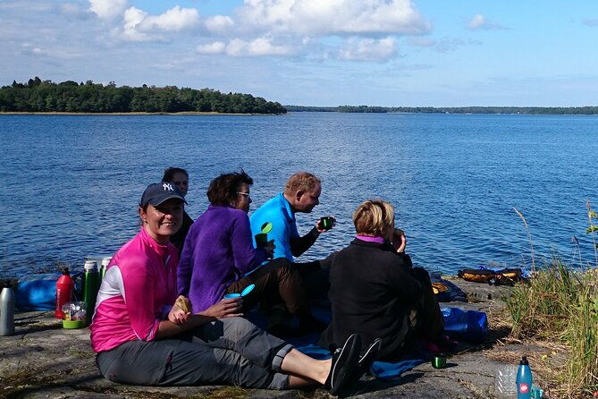 sea-kayak-tour-with-lunch-in-stockholm-archipelago