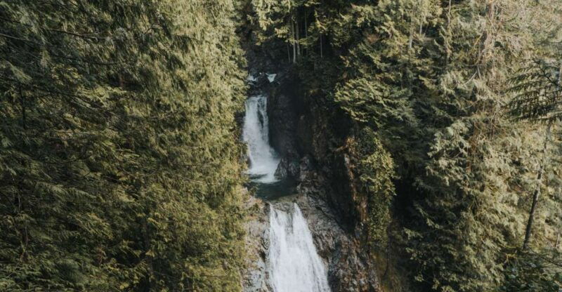 seattle-waterfall-wonderland-hike-in-wallace-falls-park