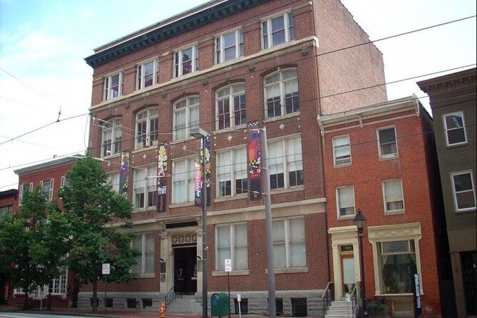 self-guided-baltimore-scavenger-hunt-monumental-mount-vernon