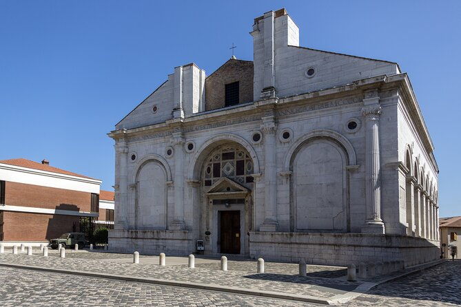 semi-private-rimini-tour-of-city-highlights-with-top-rated-guide
