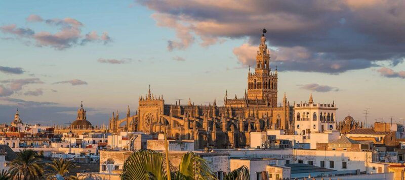 seville-private-tour-cathedral-alcazar-santa-cruz