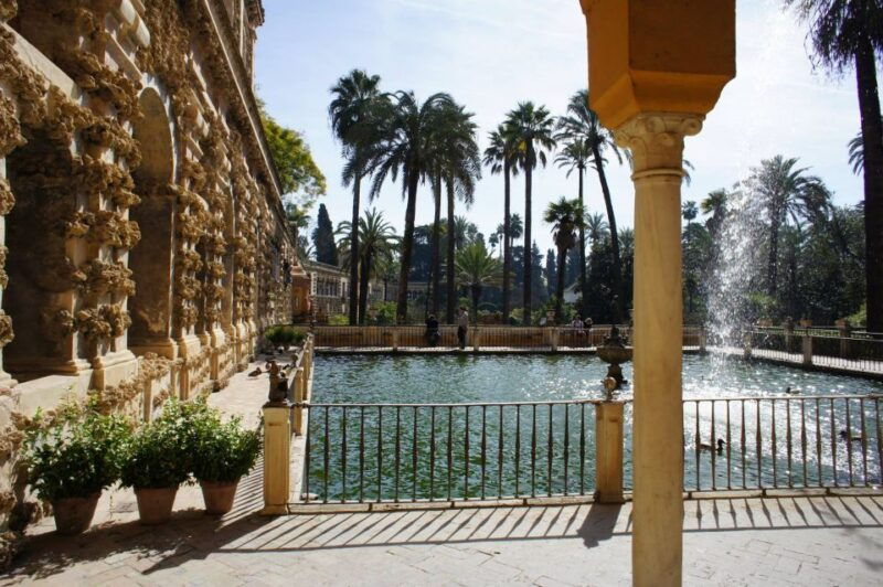 seville-royal-palace-and-game-of-thrones-tour