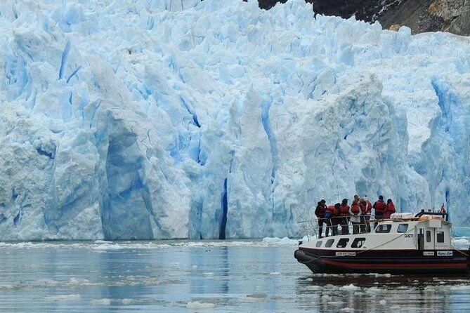 shared-sailing-tour-to-san-rafael-lagoon-from-puerto-tranquilo
