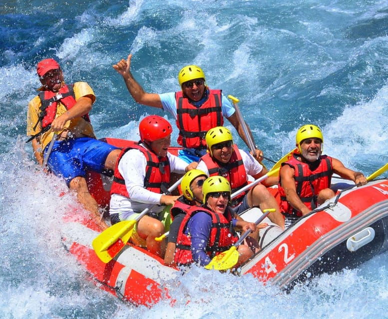 side-rafting-tour-adrenaline-in-the-flow-of-water