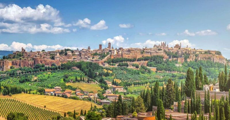 siena-rome-transfer-tour-with-orvieto-montepulciano