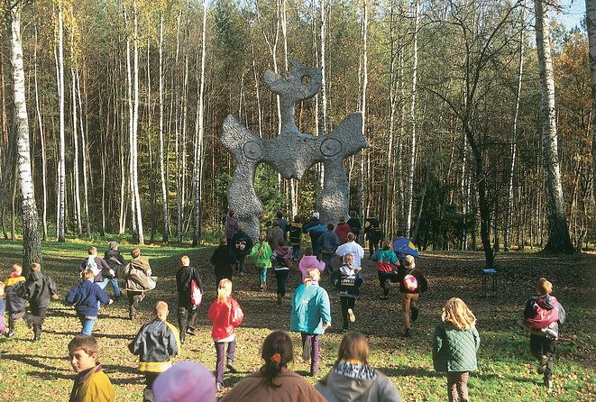 skip-the-line-europos-parkas-open-air-museum-ticket-vilnius-lithuania