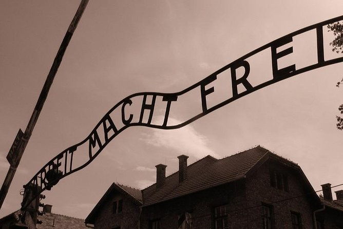 small-group-auschwitz-tour-from-lodz-with-lunch