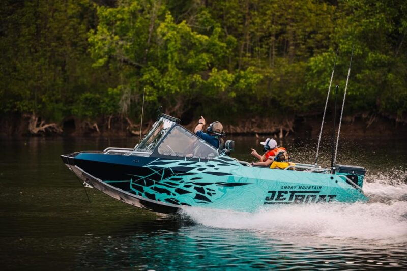 smoky-mountain-thrilling-helicopter-and-jet-boat-tour